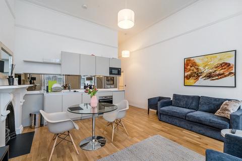 2 bedroom flat for sale, Gloucester Place, , W1U