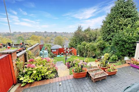 56 Buchanan Drive, Luton, LU2 0RT