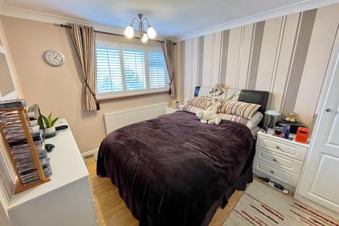 56 Buchanan Drive, Luton, LU2 0RT