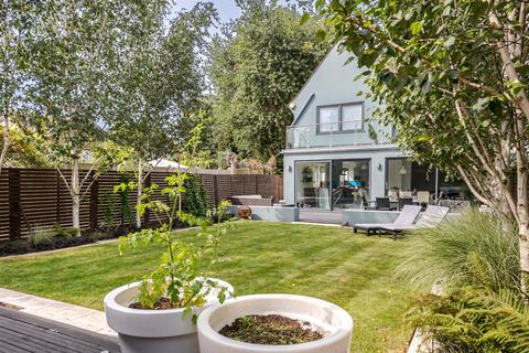 5 bedroom semi-detached house for sale, Hocroft Avenue, NW2