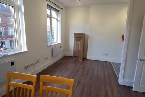 4 bedroom flat to rent - Gratton Terrace, London NW2