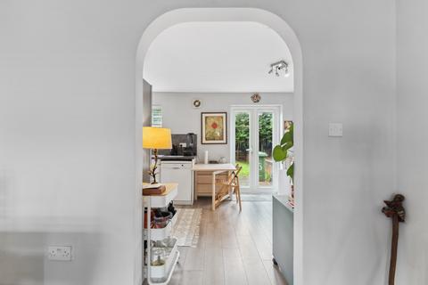 2 Cromer Gardens, Glasgow, G20 9JQ