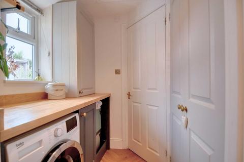 16 Albert Road, Henley-on-thames, RG9 1SD