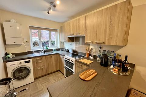 2 bedroom flat for sale, Station Road, Marple, Stockport, SK6