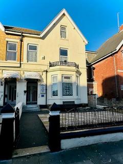 2 bedroom property for sale, Station Road, Blackpool, Lancashire, FY4 1EU