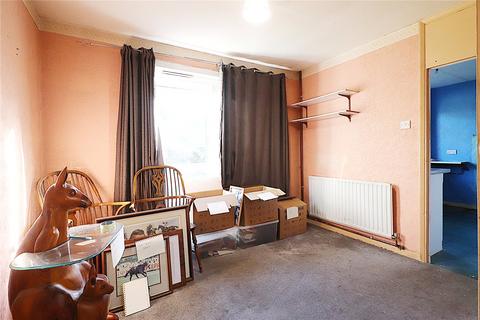 20 Hemsted Road, Erith, DA8 3LA