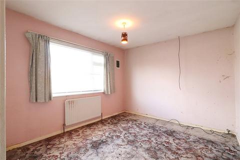 20 Hemsted Road, Erith, DA8 3LA