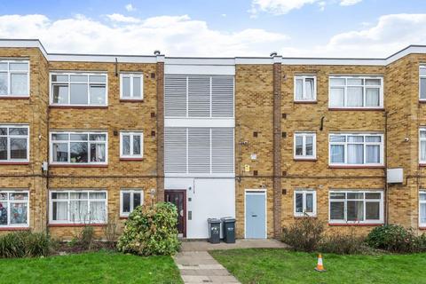 10 Grafton Close, Whitton, Hounslow, TW4 5NQ