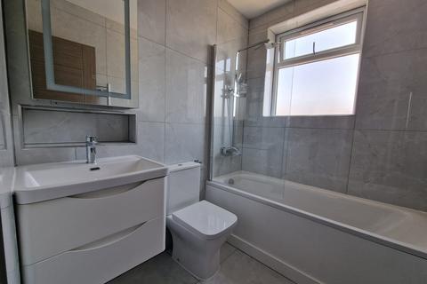 1 bedroom flat to rent, Wash Lane, Bury BL9 6BJ