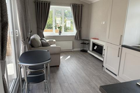 1 bedroom park home for sale, Sandleford Lodge, Thatcham, RG19