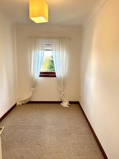 2 bedroom flat to rent, Neilston Road, Paisley, Renfrewshire, PA2