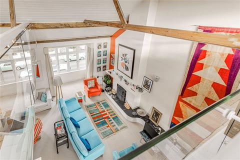 54 Stile Hall Gardens, London, W4 3BU