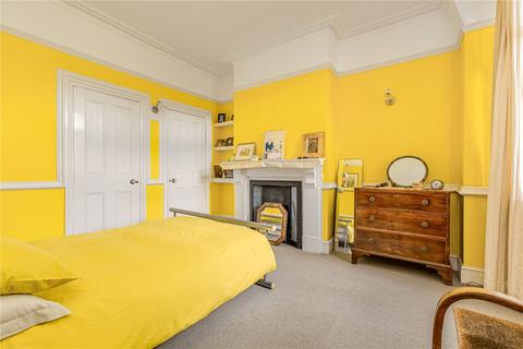 54 Stile Hall Gardens, London, W4 3BU