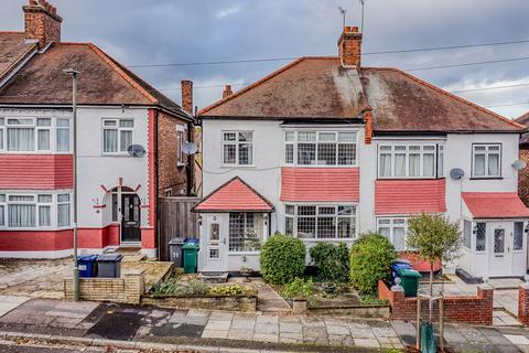 3 bedroom semi-detached house for sale - Fernwood Crescent, London N20