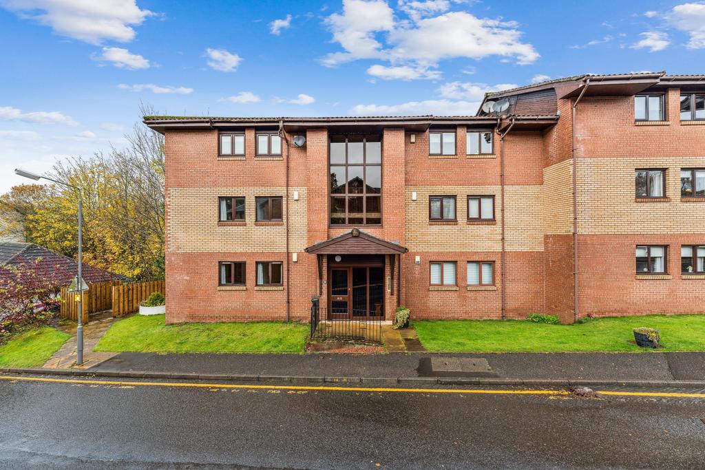 Waterside, Field Road, Busby, East Renfrewshire, G76 8SE 2 bed flat for