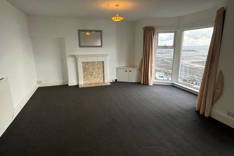 2 bedroom flat to rent, Marine Road East, Bare, Morecambe, LA4