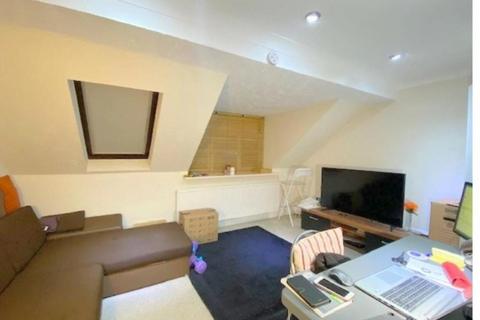 1 bedroom flat to rent, Hazelwood Close, North Harrow, HA2