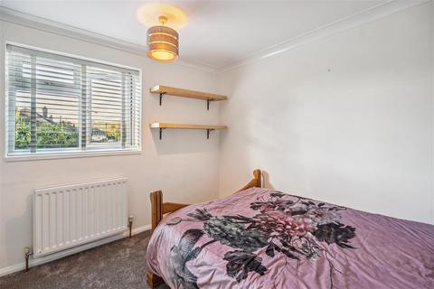 2 Savay Close, Denham, Uxbridge, UB9 5NQ