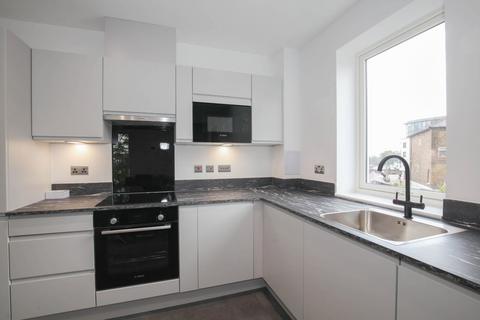 1 bedroom apartment to rent, 56A Kew Bridge Road, Brentford, TW8