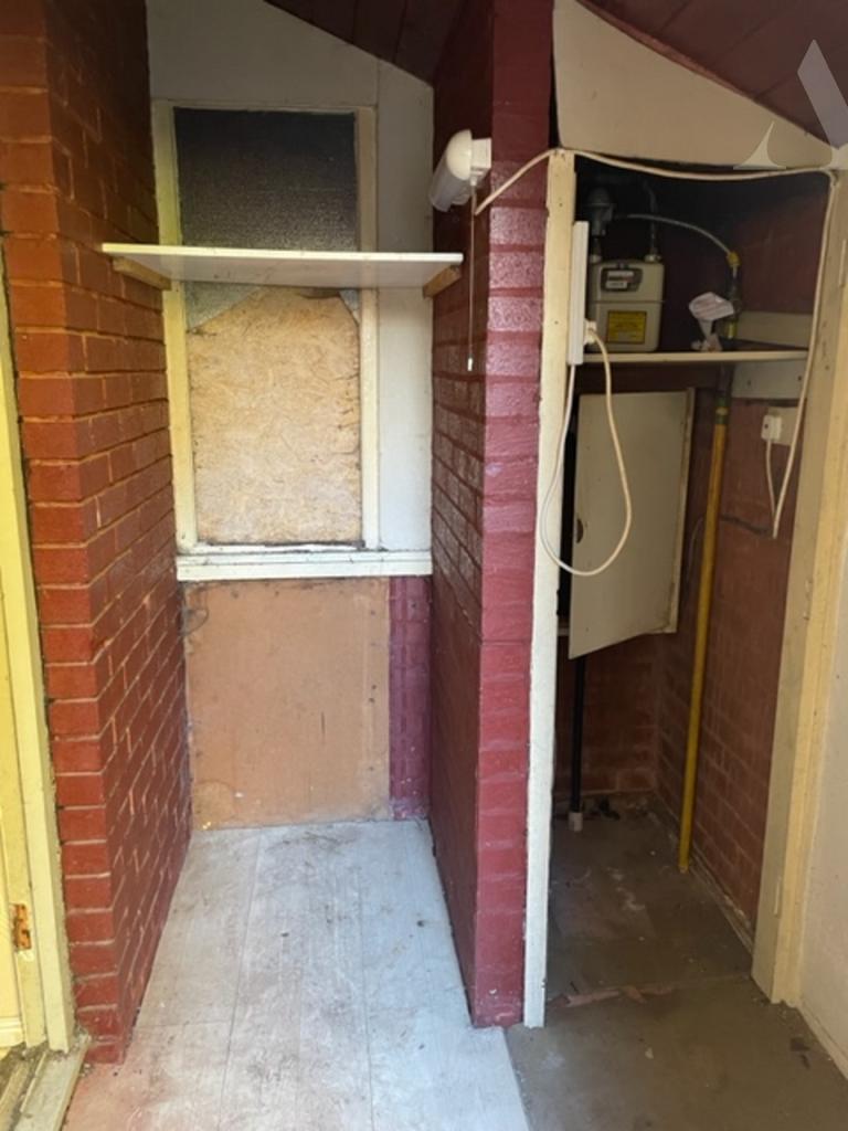 Badgers Way outside cupboards