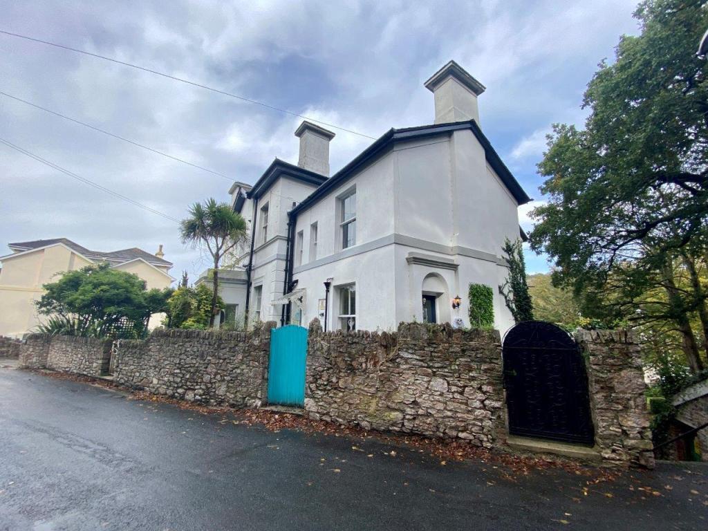 Southfield, Lower Erith Road, Torquay 3 bed apartment £385,000