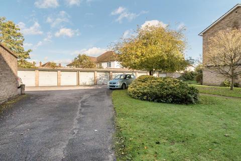 2 bedroom flat for sale - Ashford,  Surrey,  TW15