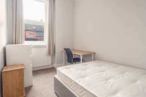 2 bedroom ground floor flat to rent, Greystoke Avenue, Newcastle Upon Tyne NE2