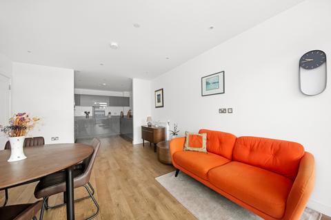 2 bedroom apartment to rent, Atlantic Point, 2 Harrison Walk, Greenwich, SE10