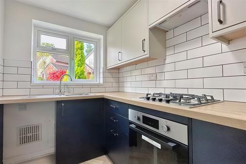 7 Highclere Way, Chandler's Ford, Eastleigh, SO53 3PQ
