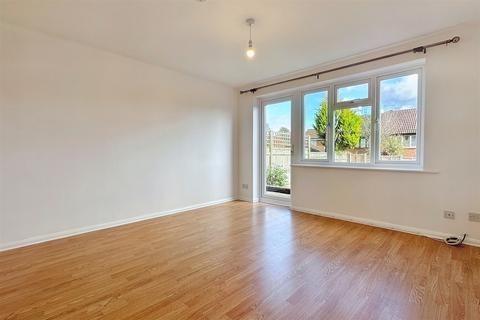 7 Highclere Way, Chandler's Ford, Eastleigh, SO53 3PQ