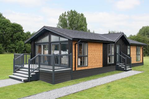 2 bedroom lodge for sale - Plot 1, Omar Kingfisher at Tallington Lakes, Tallington Lakes Leisure Park Ltd, Barholm Road PE9