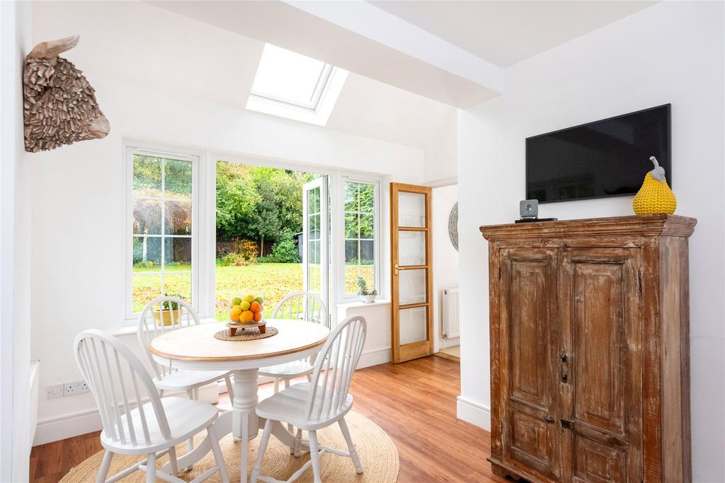 Breakfast Room