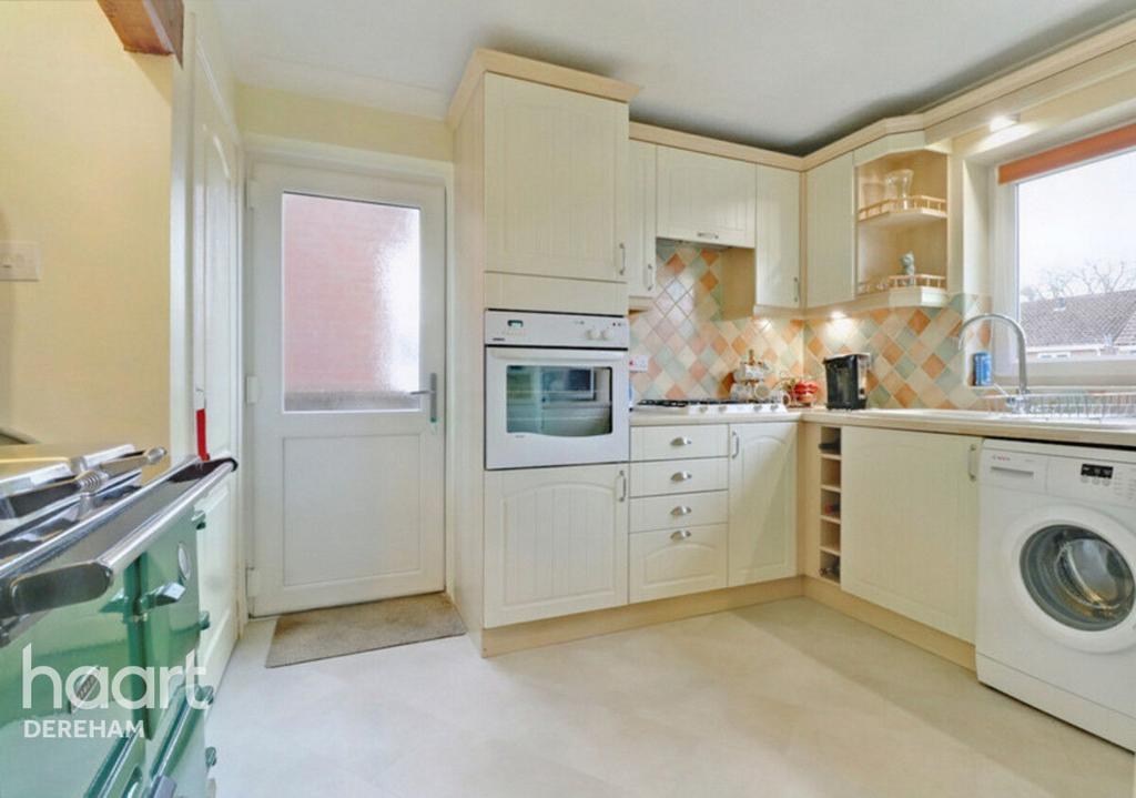 Tavern Close, Beetley 2 bed detached bungalow for sale £300,000