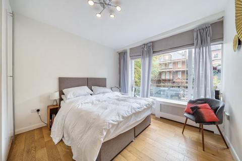 2 bedroom detached house for sale, Netherhall Gardens, London, NW3