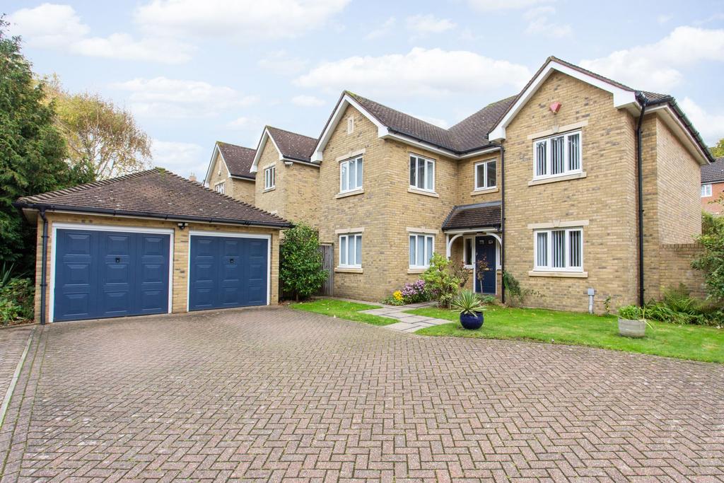 Beech Avenue, Chartham, CT4 5 bed detached house for sale £750,000