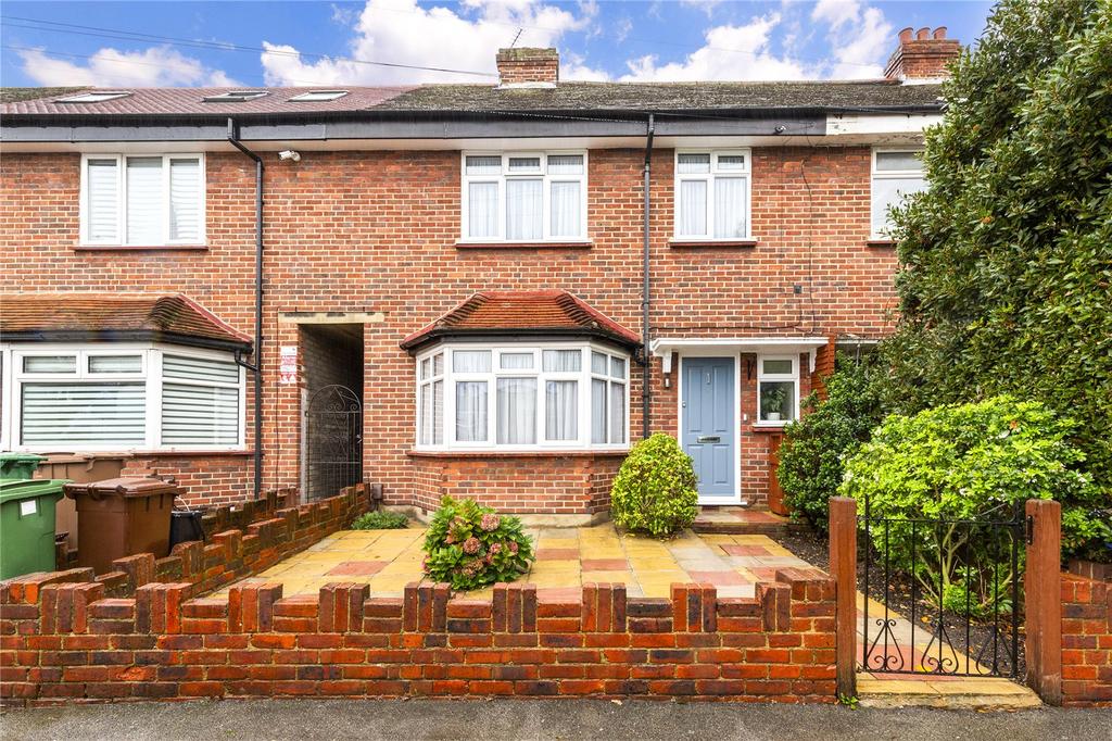 Spencer Road, Hackbridge, CR4 3 bed terraced house for sale £499,950