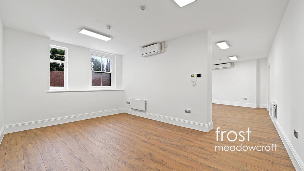 94 Kensington High Street W8 office 6.jpg
