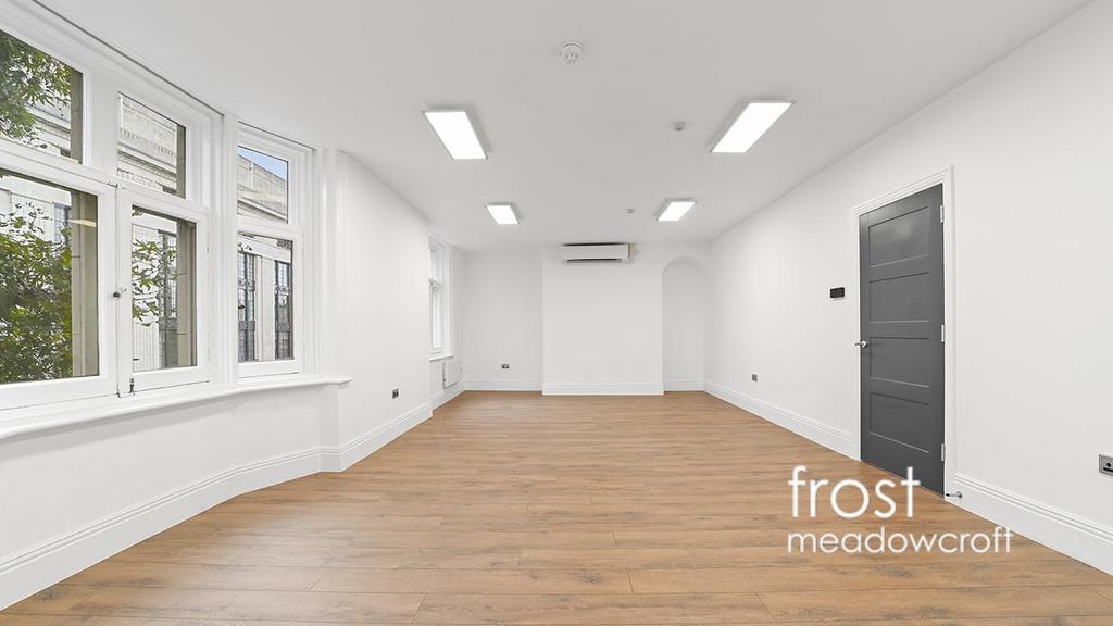 94 Kensington High Street W8 office 10.jpg