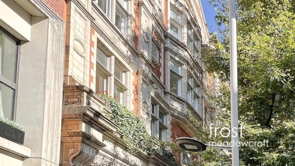 94 Kensington High Street W8 office e2.jpg