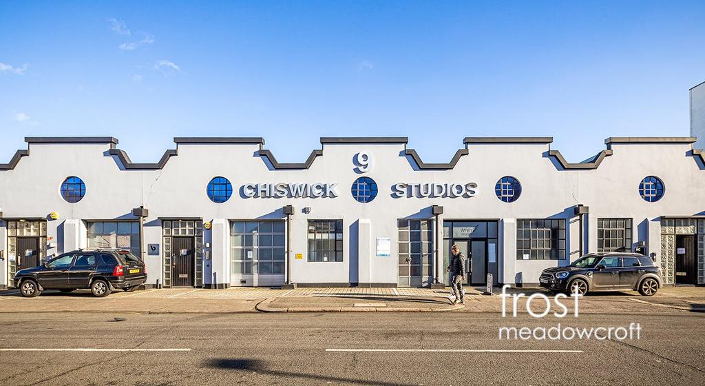 Chiswick Studios  Power Rd W4 Office to let ex1.j