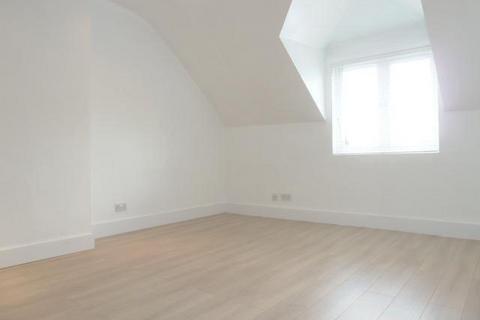 1 bedroom apartment for sale, Belsize Avenue, Belsize Park, NW3