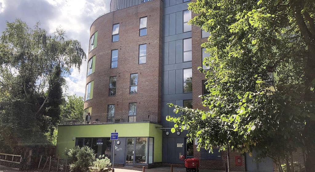 Chiswick W4 Office to rent £12,487 pcm (£2,882 pw)