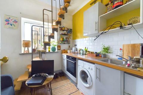 1 bedroom flat for sale - 19 St. Michaels Place, Brighton, East Sussex, BN1 3FT