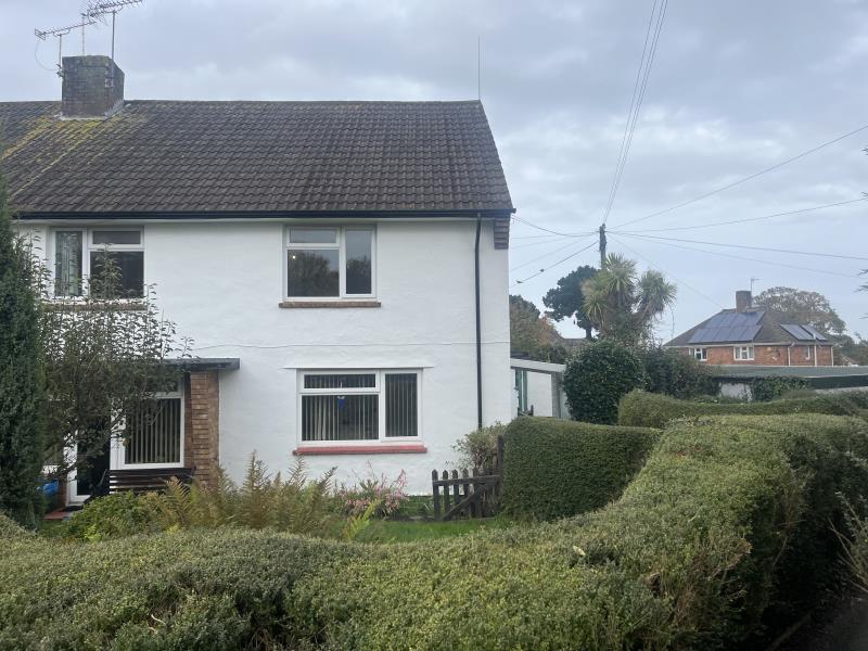 Marley Close, Minehead TA24 2 bed flat £850 pcm (£196 pw)