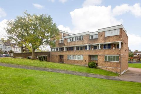 2 bedroom apartment for sale, Overhill Road, East Dulwich, London, SE22