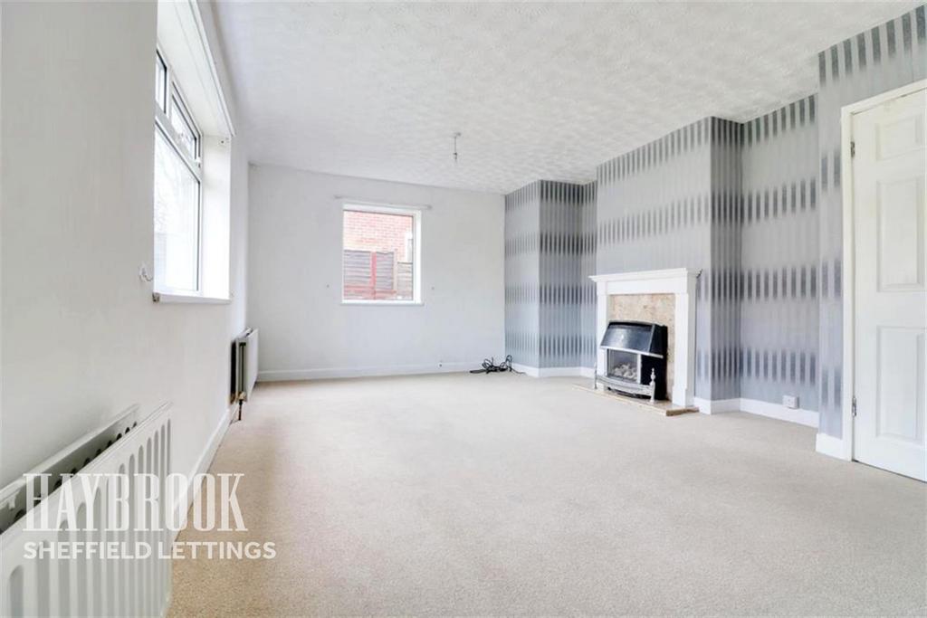 Smelter Wood Drive, Stradbroke S13 3 bed semidetached house £800 pcm