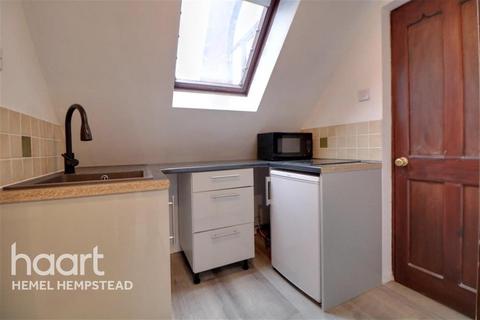 1 bedroom flat to rent, Church House Studio