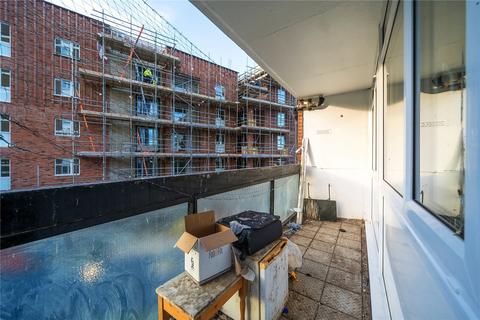 1 bedroom flat for sale, Windrush Lane, London, SE23