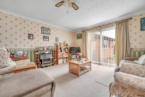 undefined, Beech Avenue, Bourne, PE10