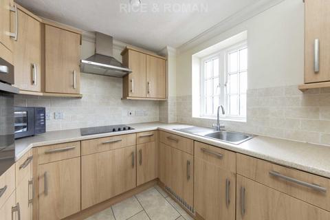 2 bedroom retirement property for sale, Pope`s Avenue, Twickenham TW2